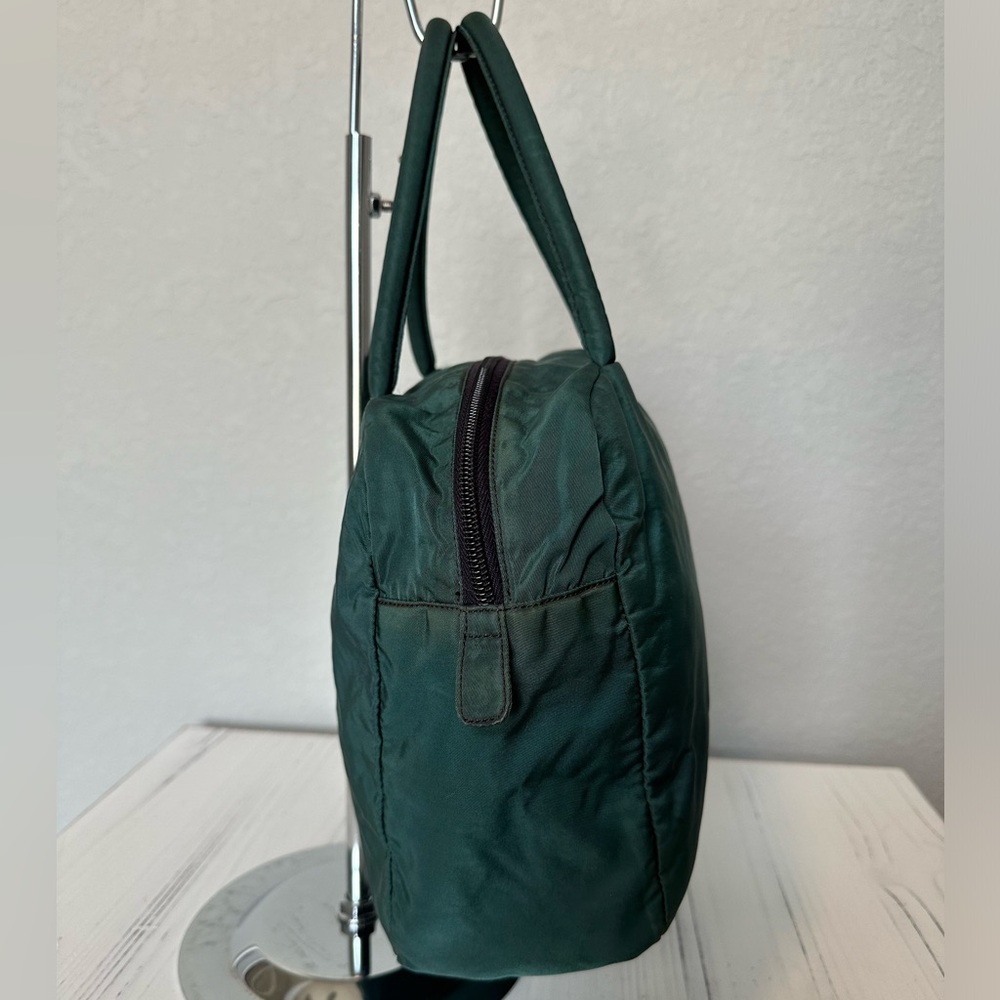SOLD Prada Nylon Green Tessuto City Tote - Picture 4 of 14